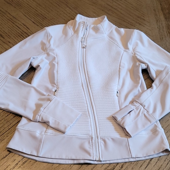 Mondetta Jackets & Blazers - White zip up jacket with thumb holes Small